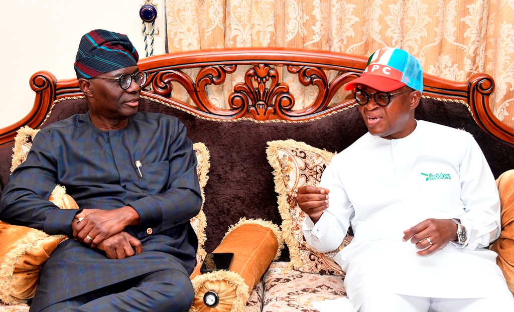 GOVERNORS SANWO-OLU, GANDUJE VISIT GOV OYETOLA OF OSUN STATE IN HIS OFFICE, ATTEND HIS RE-ELECTION CAMPAIGN RALLY IN OSOGBO TOWN